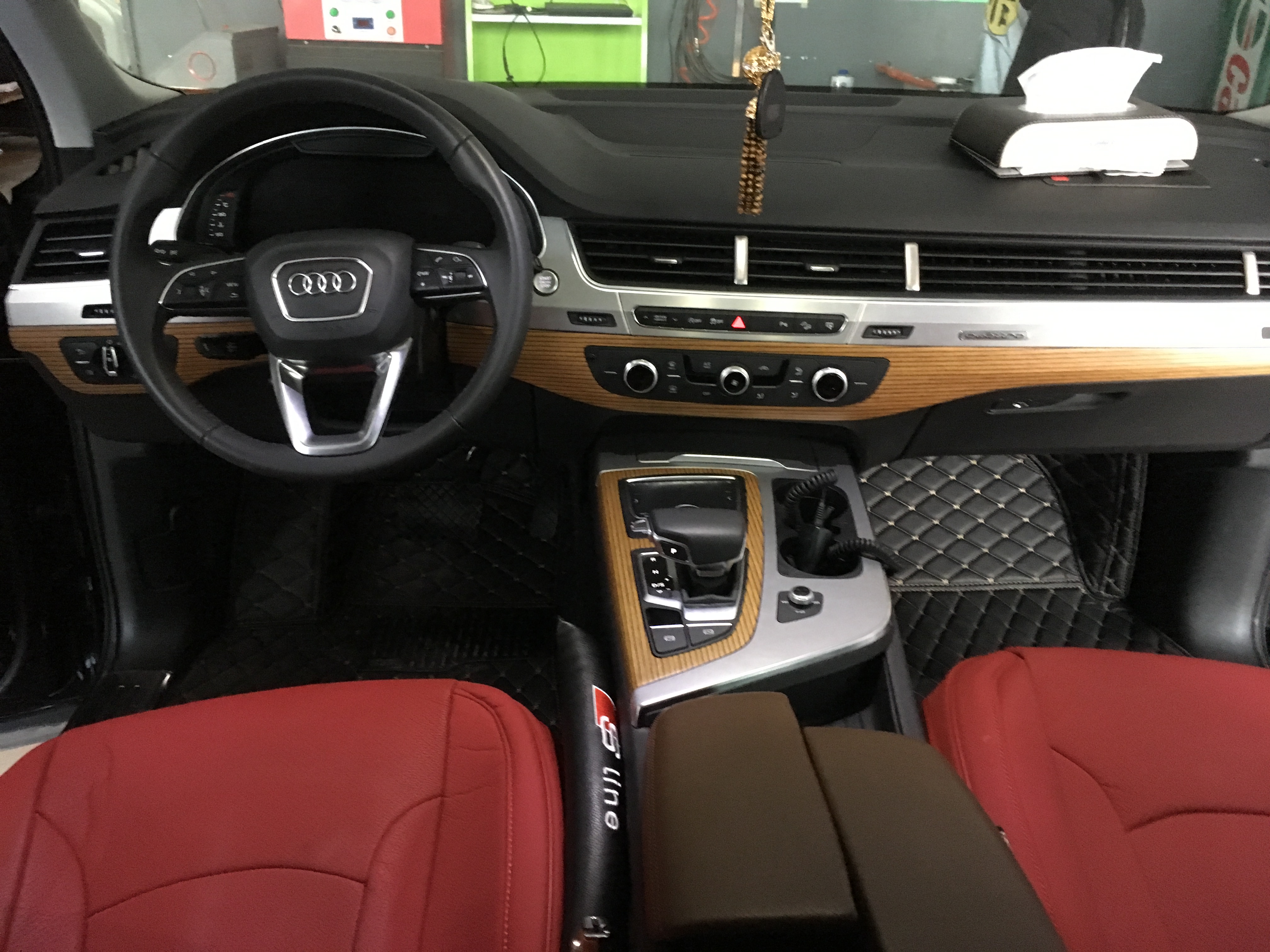 Q7橡木内饰