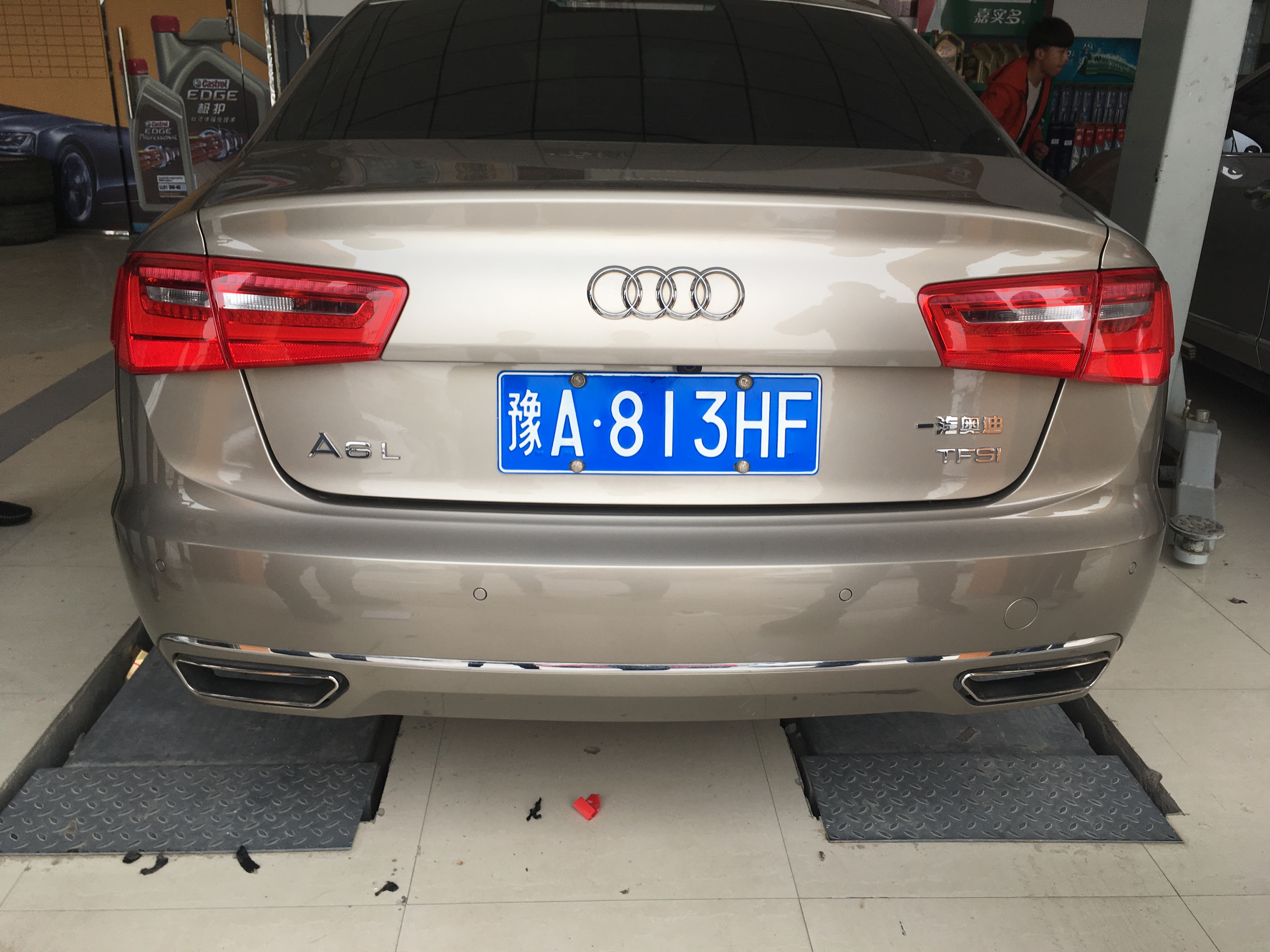 A6改装电动尾门
