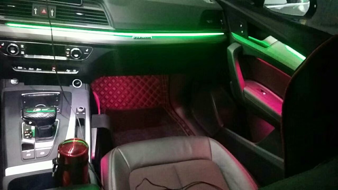 Q5舒适进入和32色氛围灯